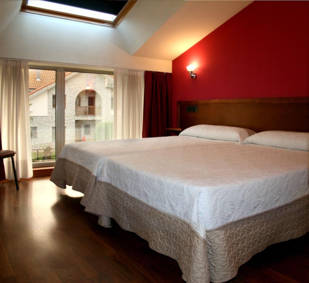 Hotel Virgen De Covadonga Onís Kültér fotó
