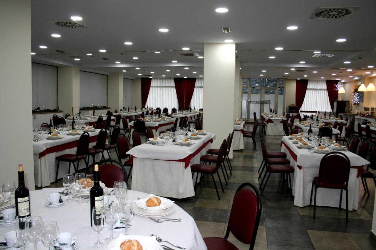 Hotel Virgen De Covadonga Onís Kültér fotó
